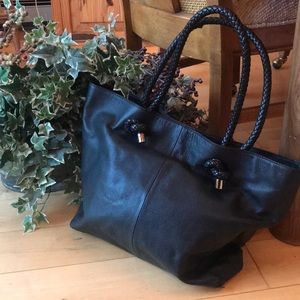 Clark’s Black Leather Shoulder Bag